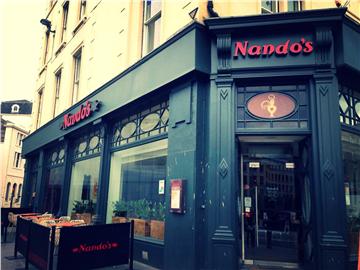Nando’s烤鸡店，让你吃到停不下来