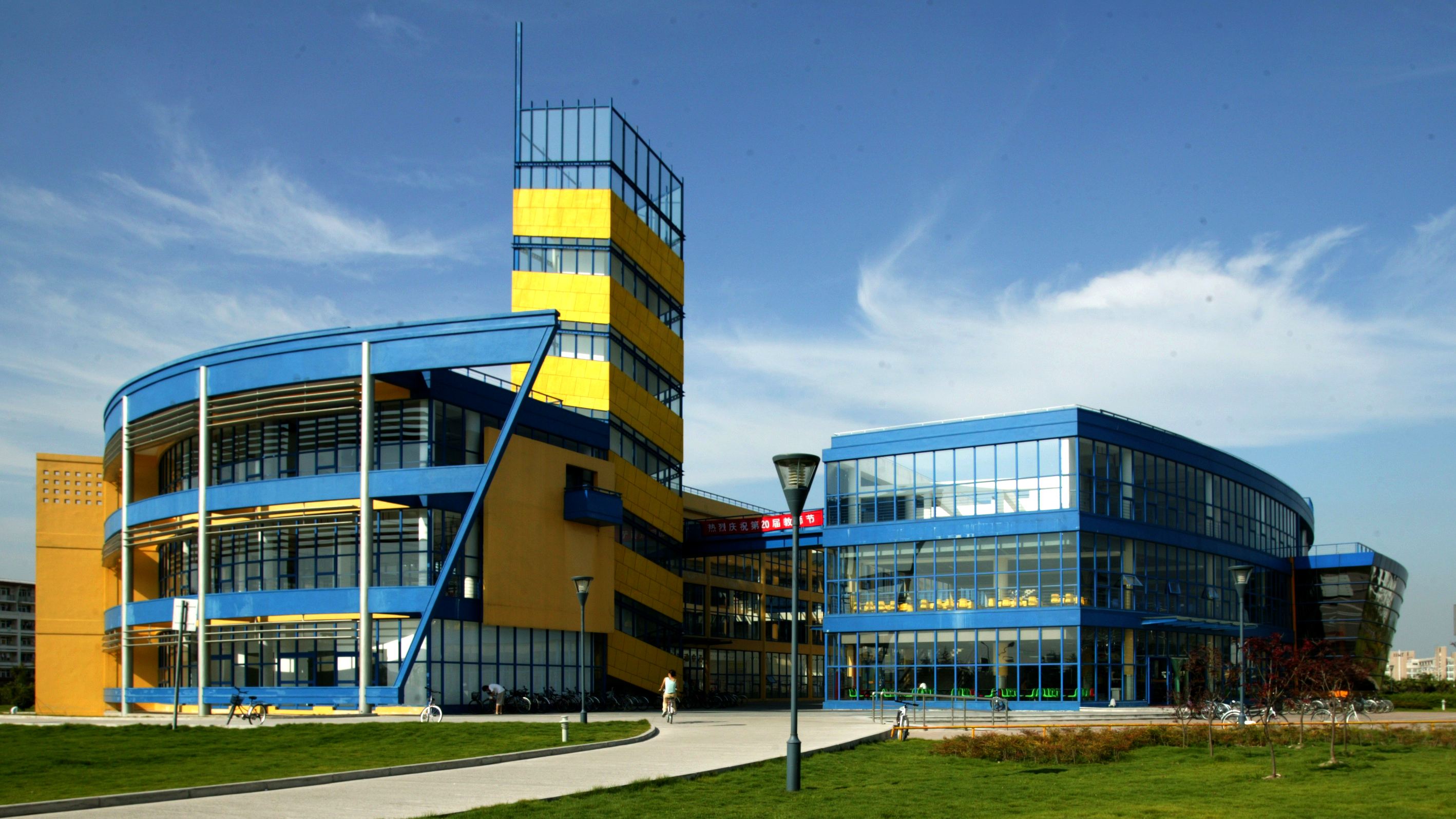 东华大学校园,东华大学校徽,东华大学校园风光_大山谷图库